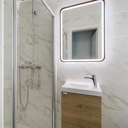 Galaxie 111 アパート