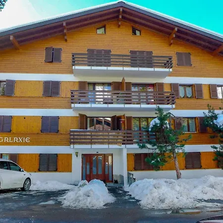 Galaxie 111 アパート *